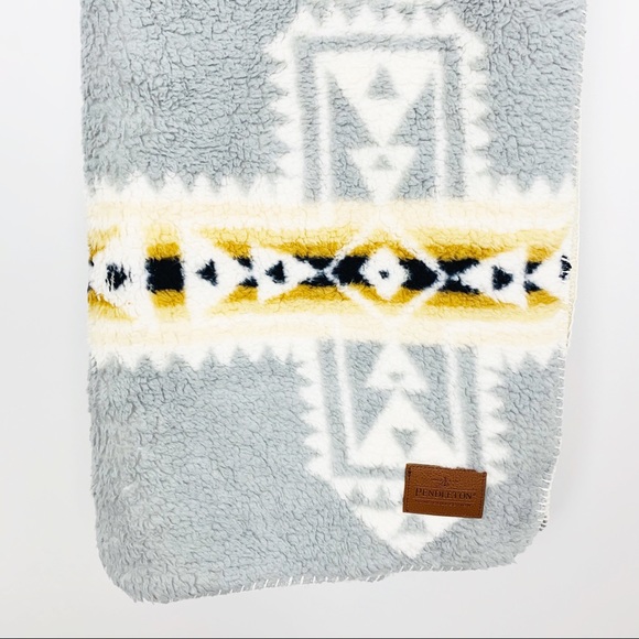 PENDLETON Sherpa Fleece Aztec Throw Blanket Tribal - Picture 2 of 8